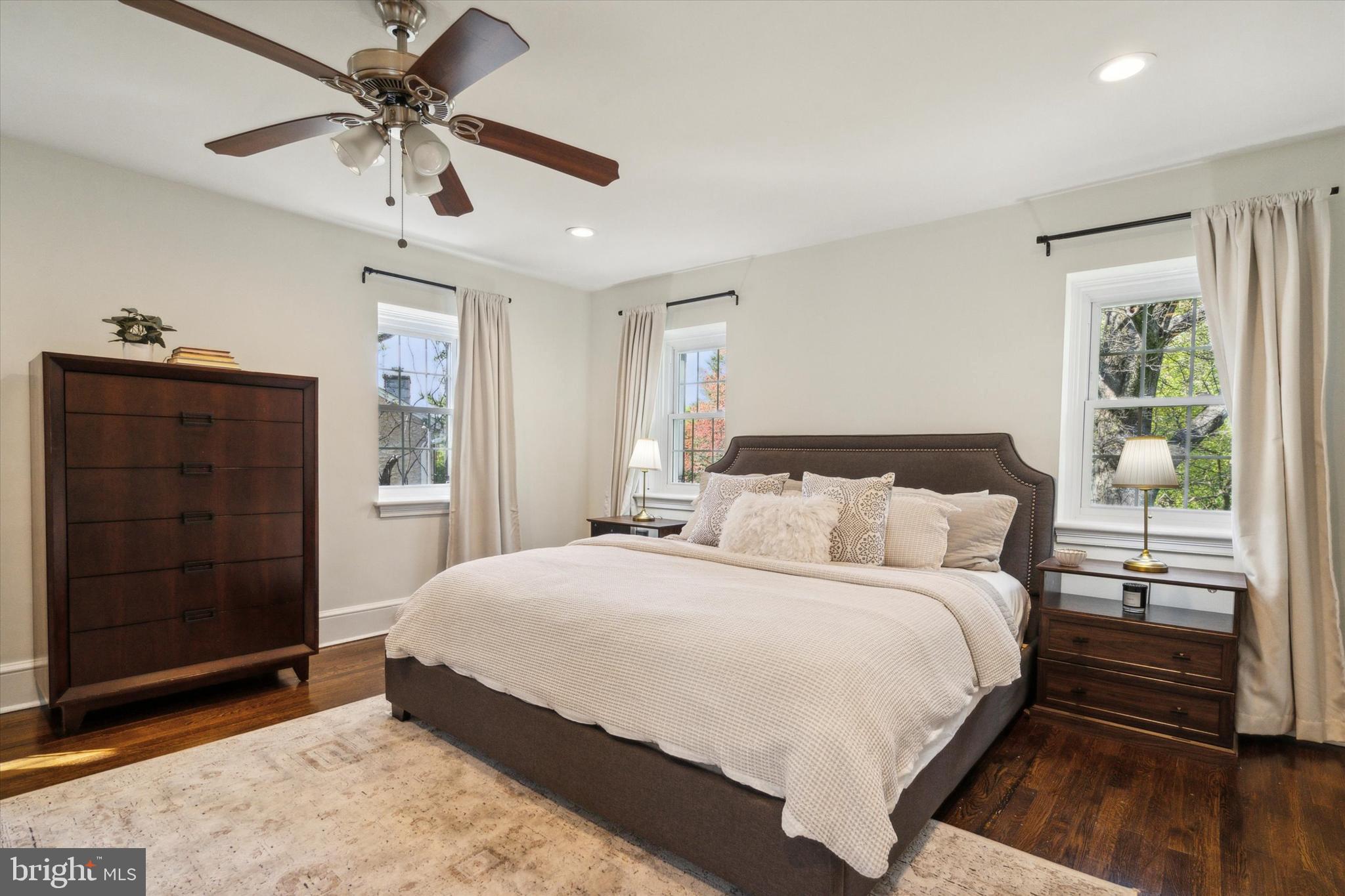 GLADWYNE - Residential