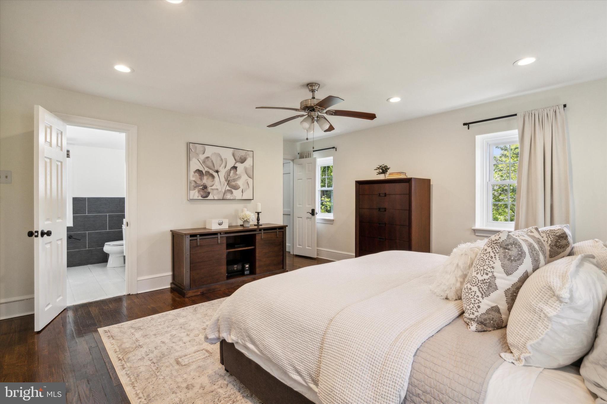 GLADWYNE - Residential