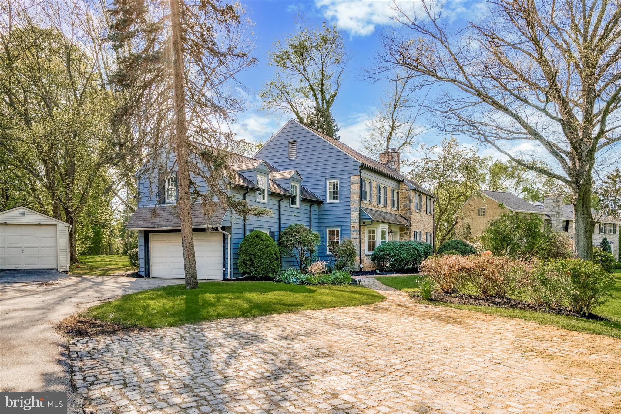 GLADWYNE - Residential