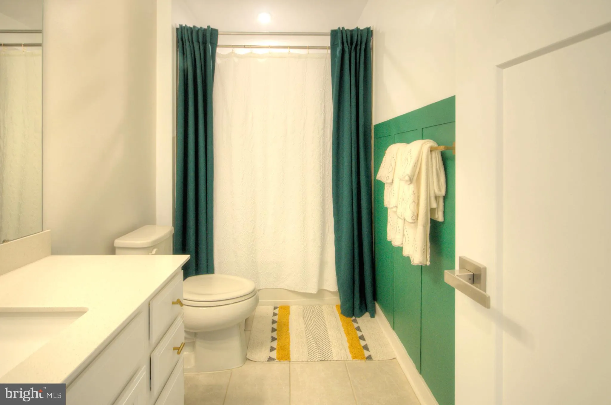 Woodstown, New Jersey 08098, United States, 5 Bedrooms Bedrooms, ,4 BathroomsBathrooms,Residential,Coming Soon,241874