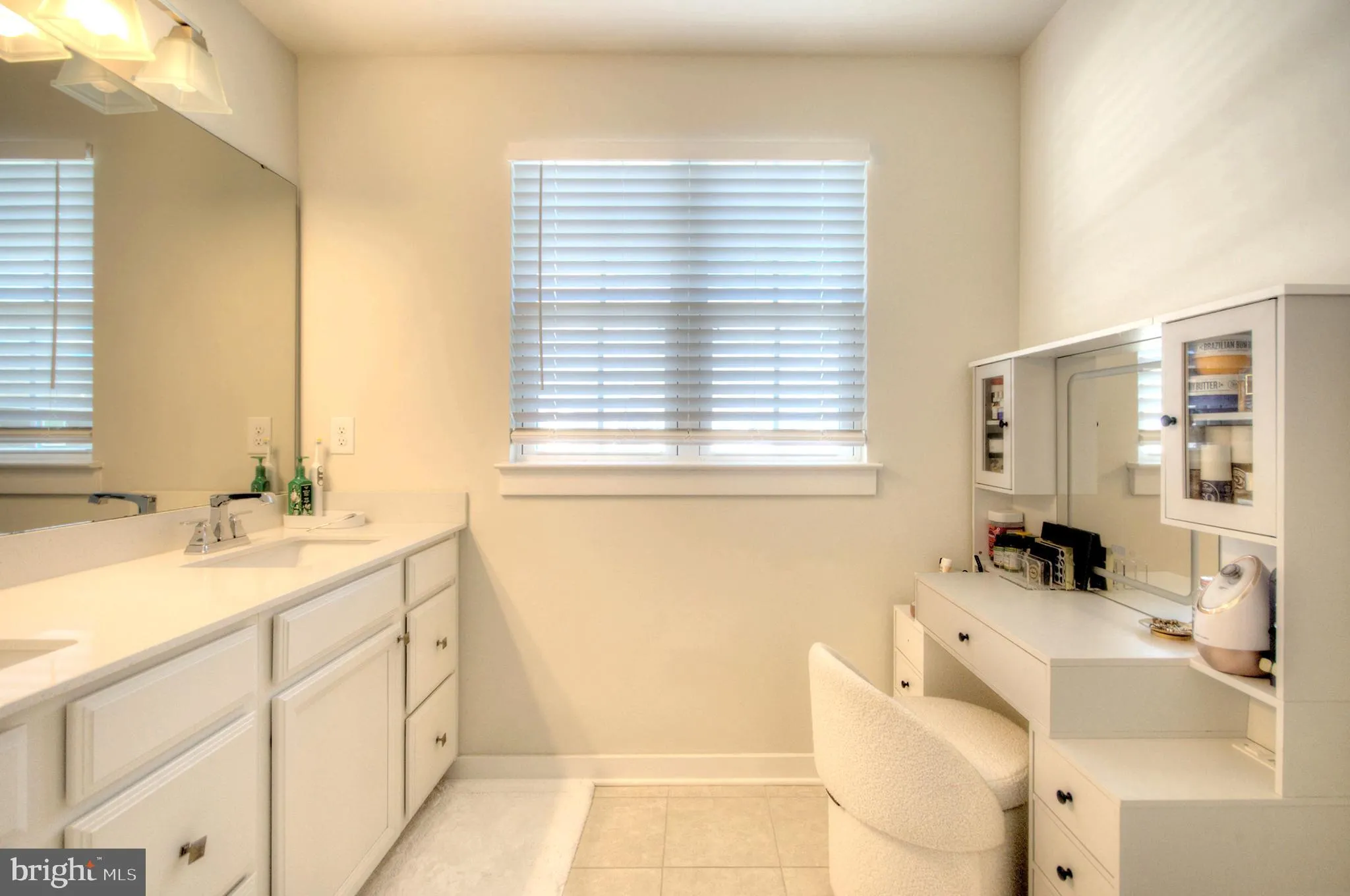 Woodstown, New Jersey 08098, United States, 5 Bedrooms Bedrooms, ,4 BathroomsBathrooms,Residential,Coming Soon,241874