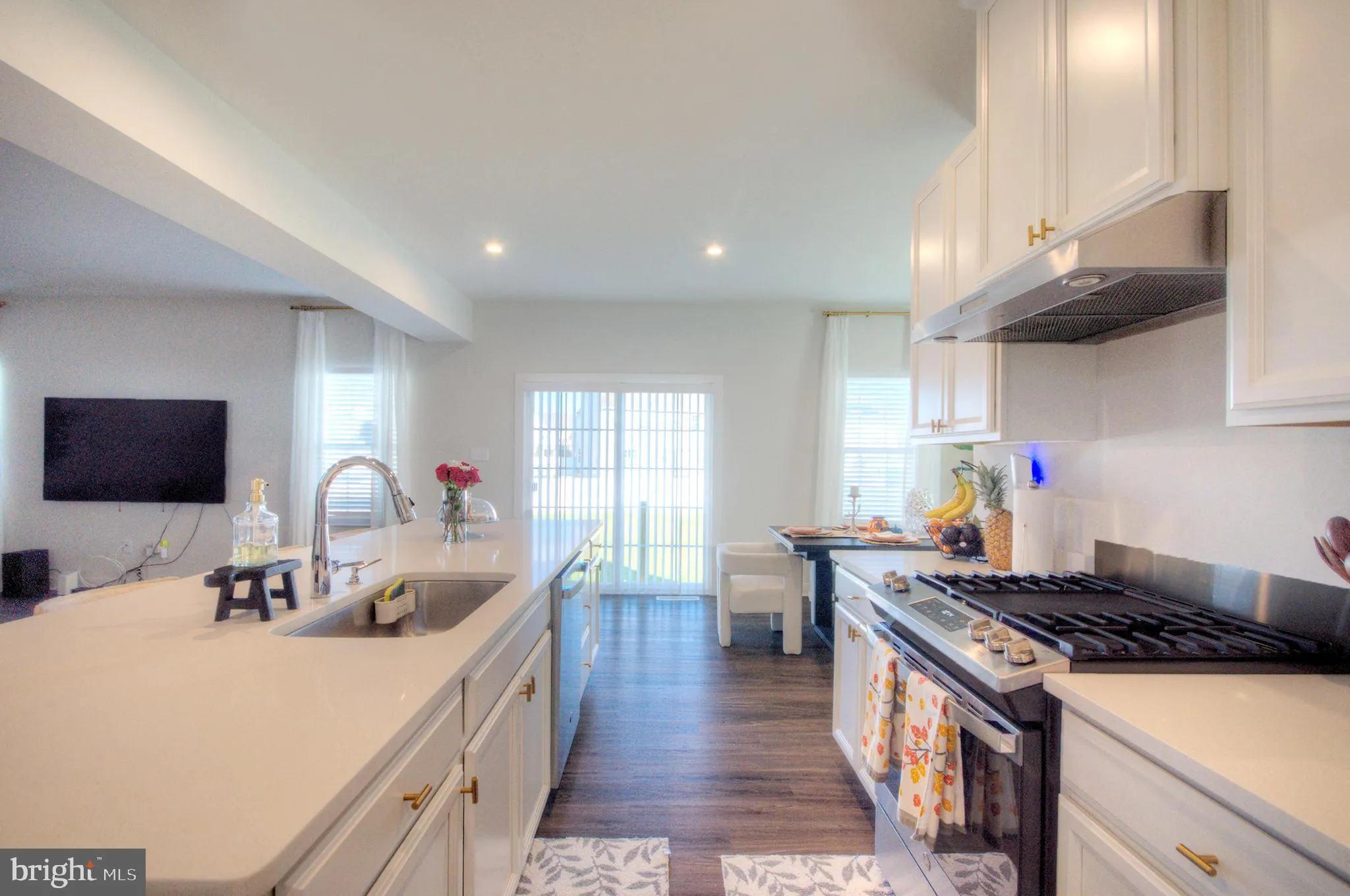 Woodstown, New Jersey 08098, United States, 5 Bedrooms Bedrooms, ,4 BathroomsBathrooms,Residential,Coming Soon,241874