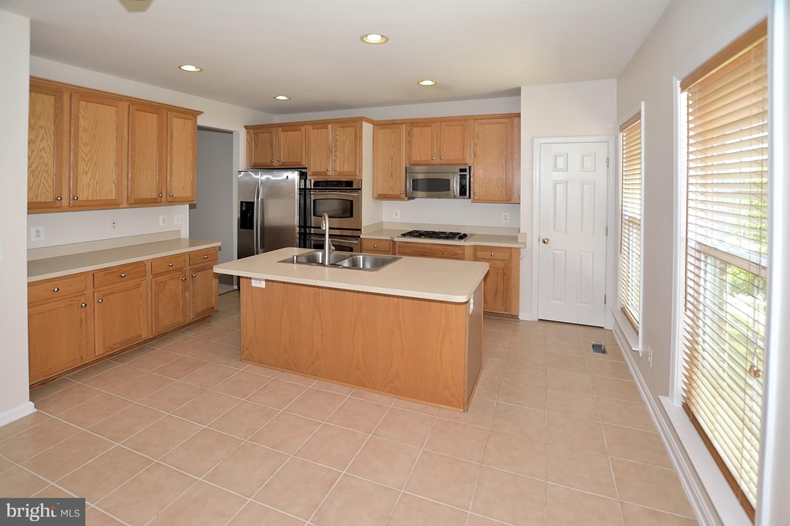 FAIRCREST - Residential Lease