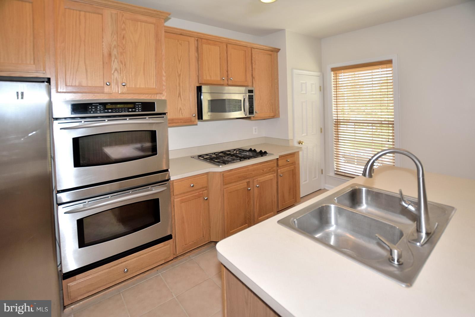 FAIRCREST - Residential Lease