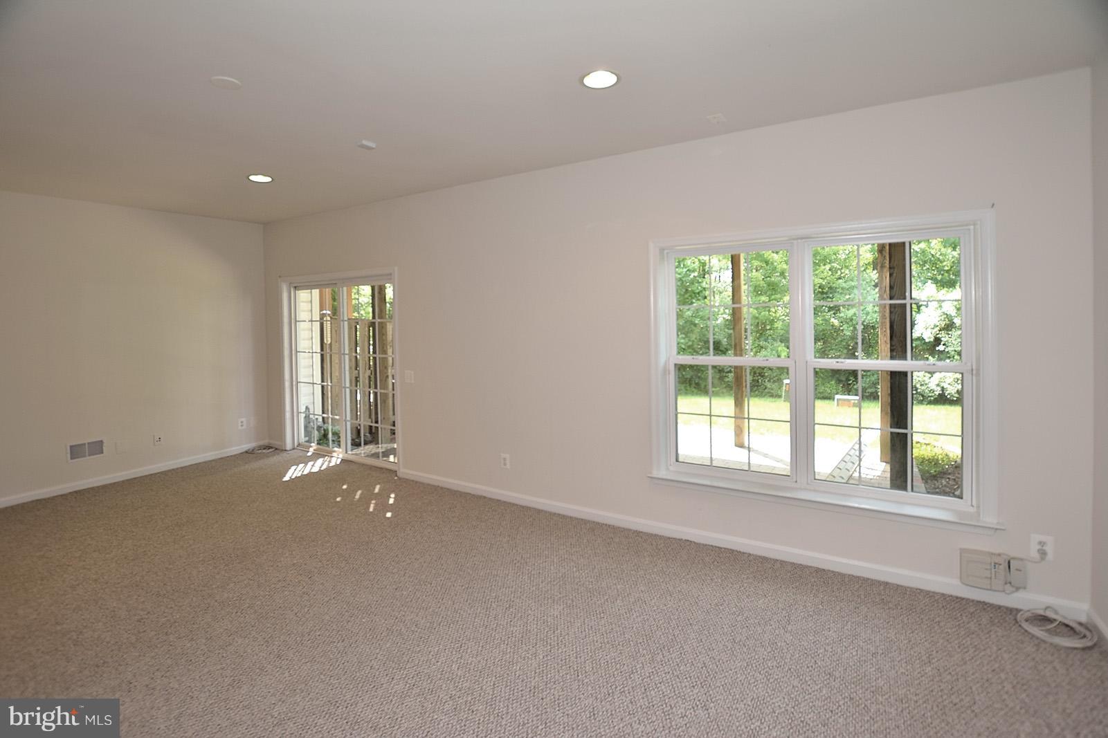 FAIRCREST - Residential Lease