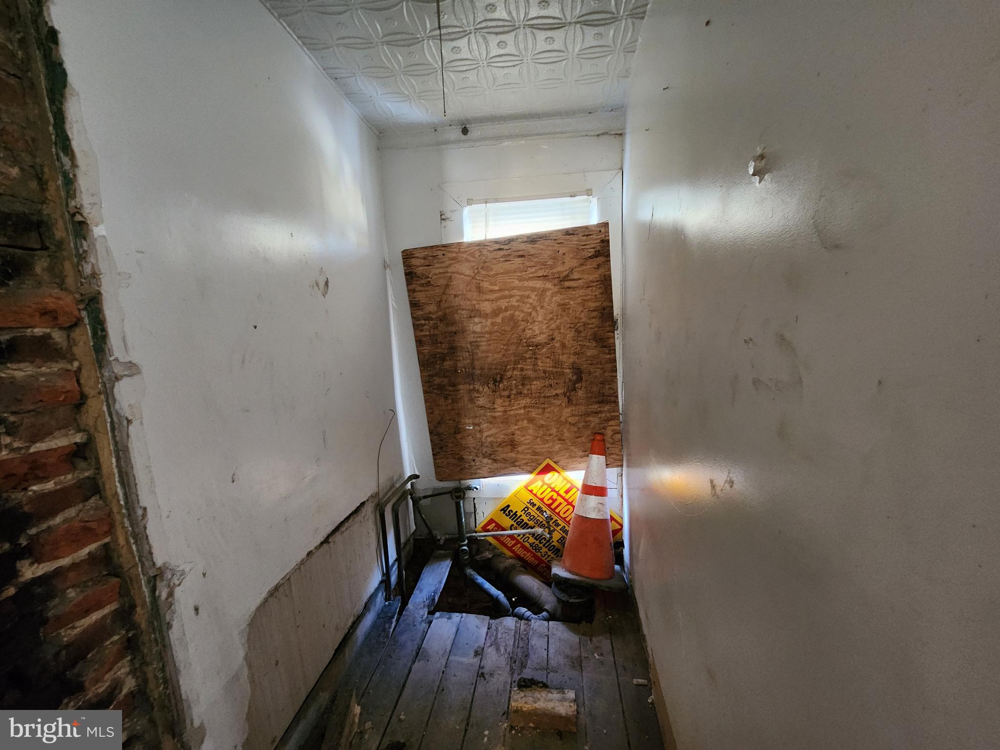 SANDTOWN-WINCHESTER - Residential