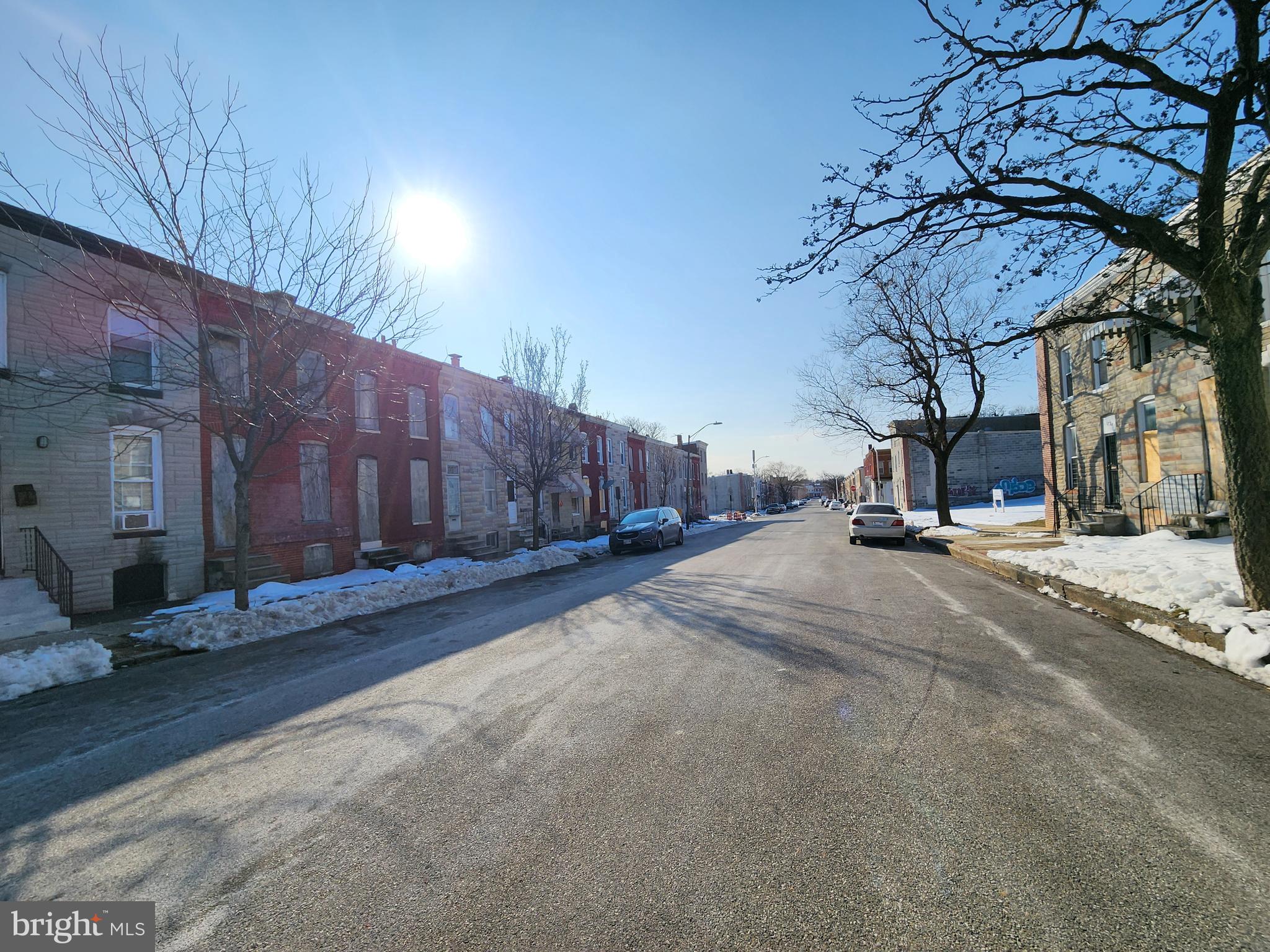 SANDTOWN-WINCHESTER - Residential