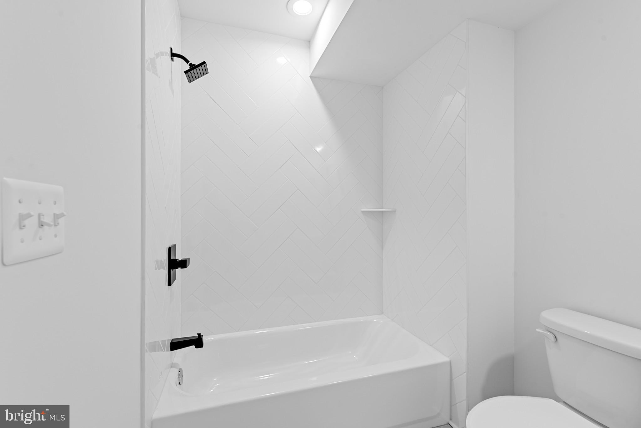 HIGHLANDTOWN - Residential