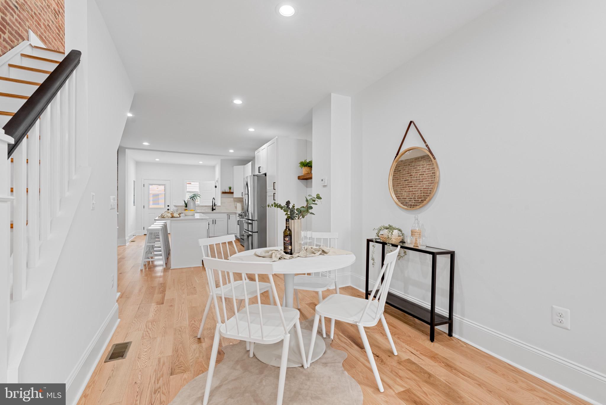 HIGHLANDTOWN - Residential