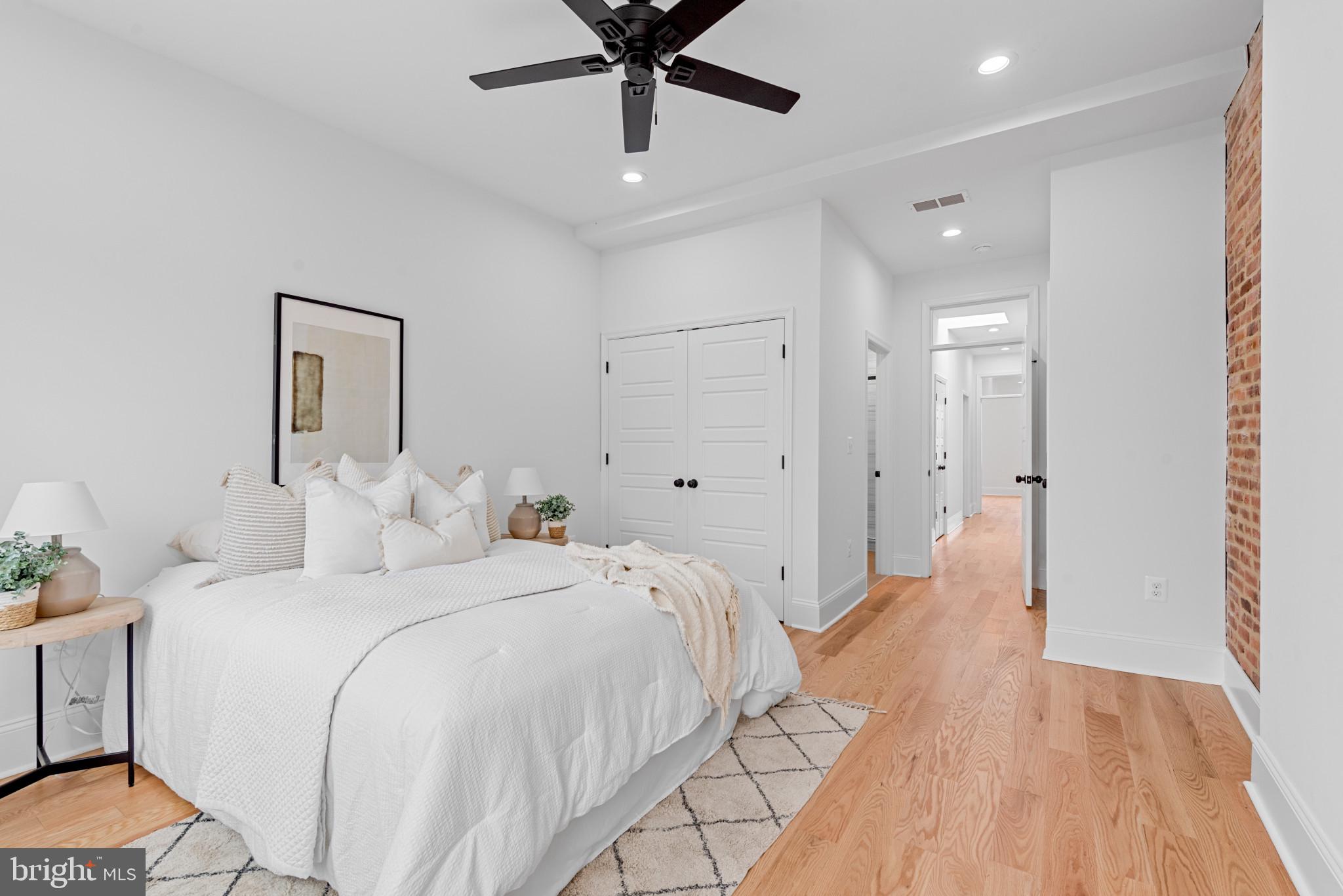 HIGHLANDTOWN - Residential