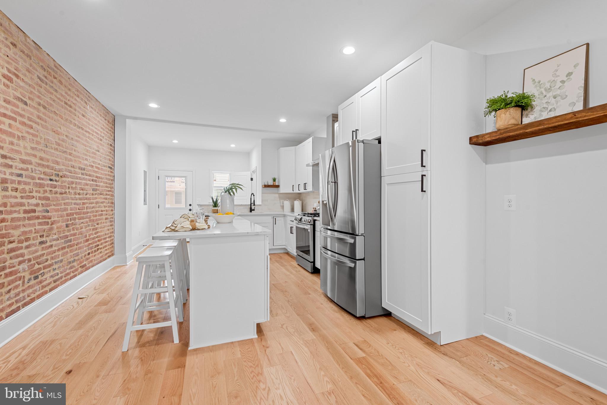 HIGHLANDTOWN - Residential