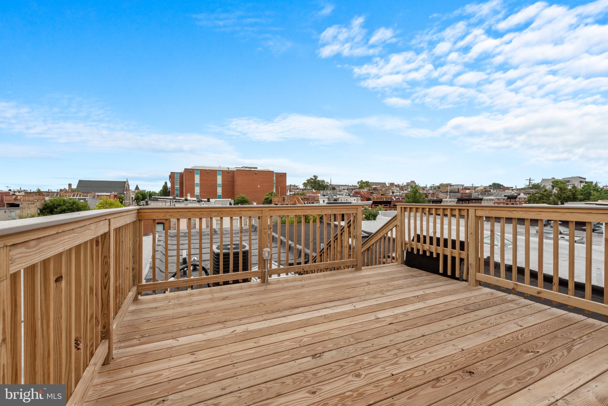 HIGHLANDTOWN - Residential