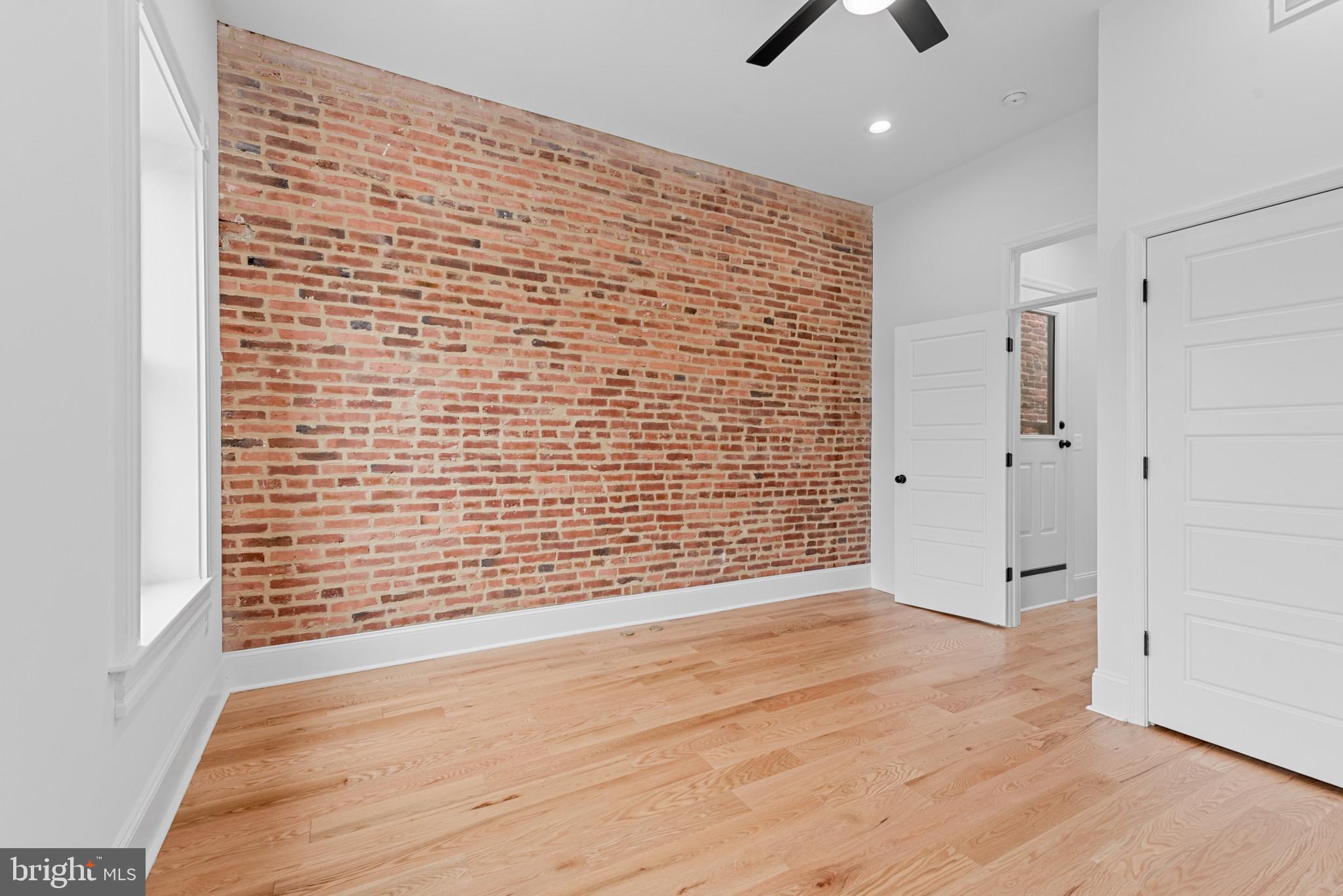 HIGHLANDTOWN - Residential