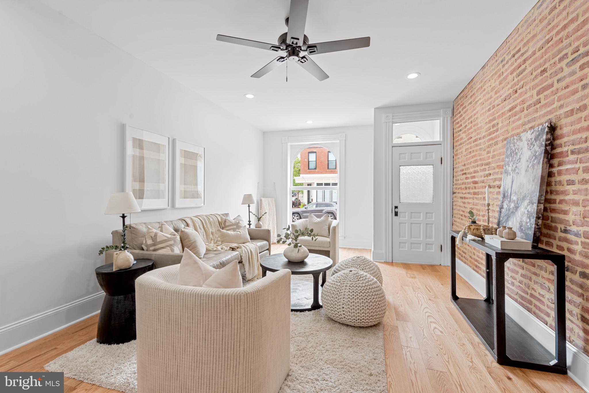 HIGHLANDTOWN - Residential