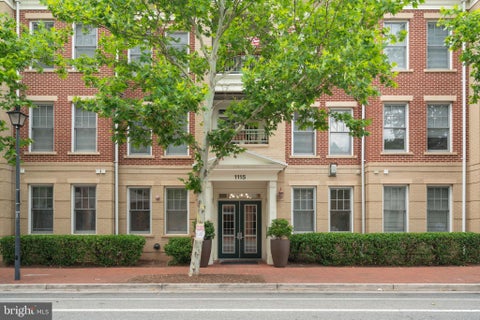 Photo of 1115 Cameron St #101, ALEXANDRIA, VA 22314 (MLS # VAAX2063322)