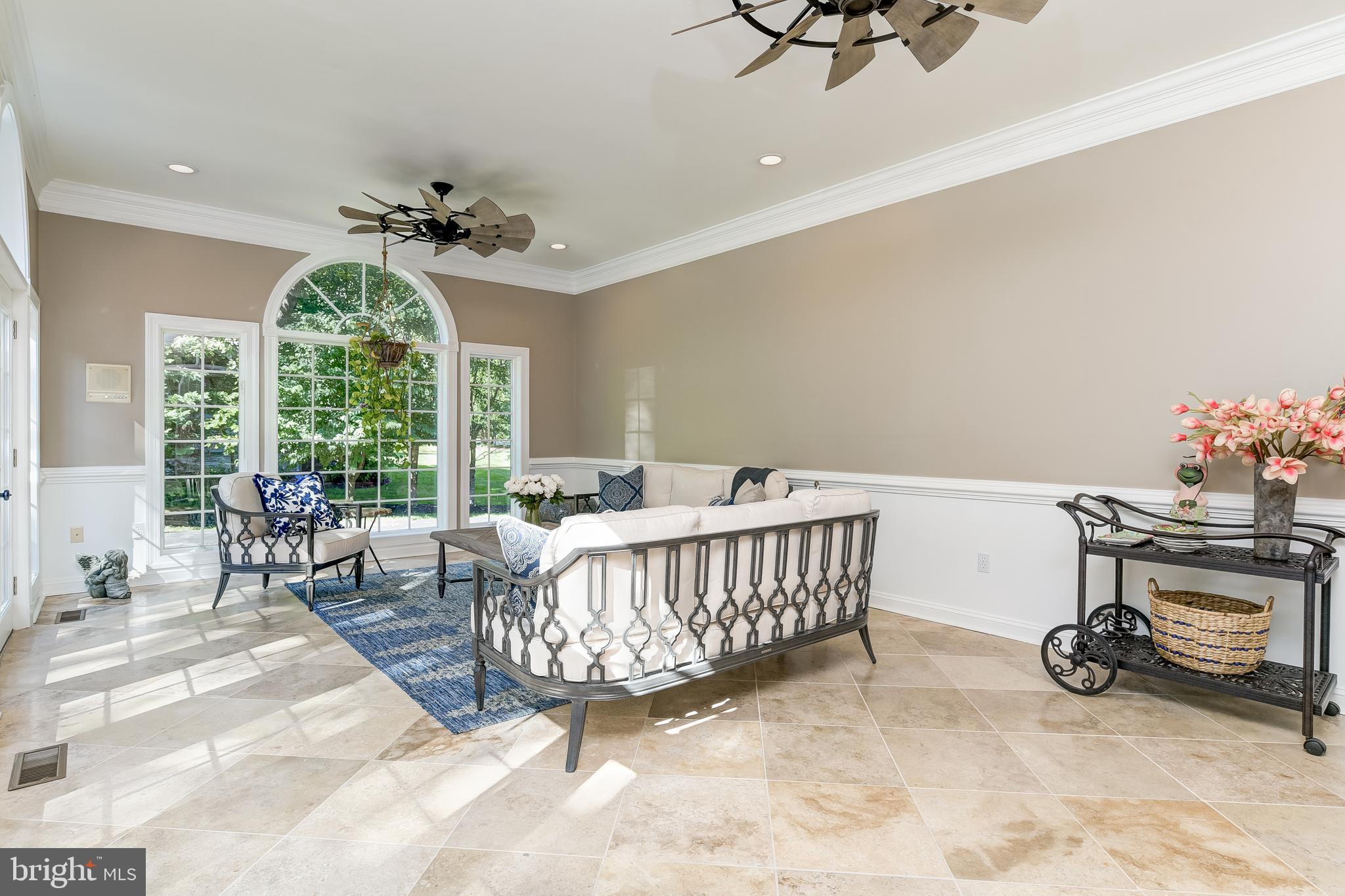 HARLEQUIN - Residential