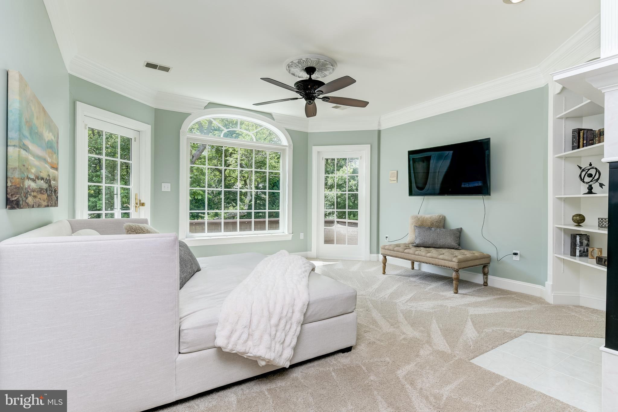 HARLEQUIN - Residential