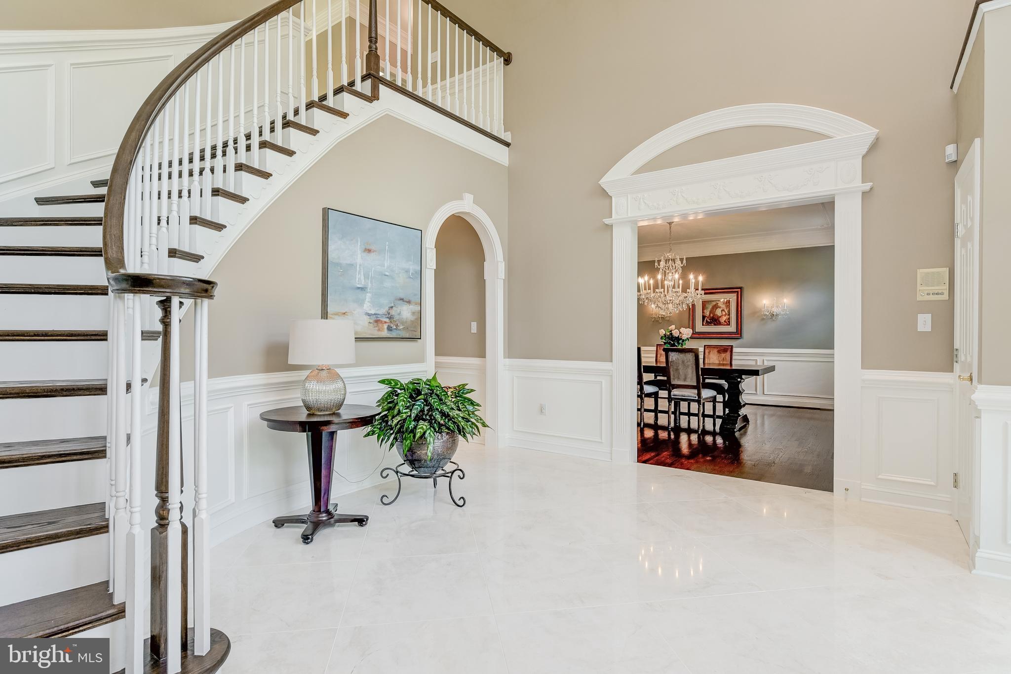 HARLEQUIN - Residential