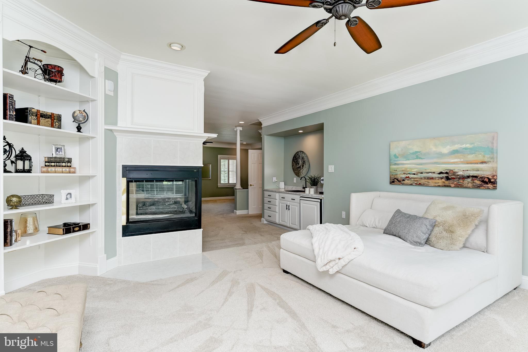 HARLEQUIN - Residential