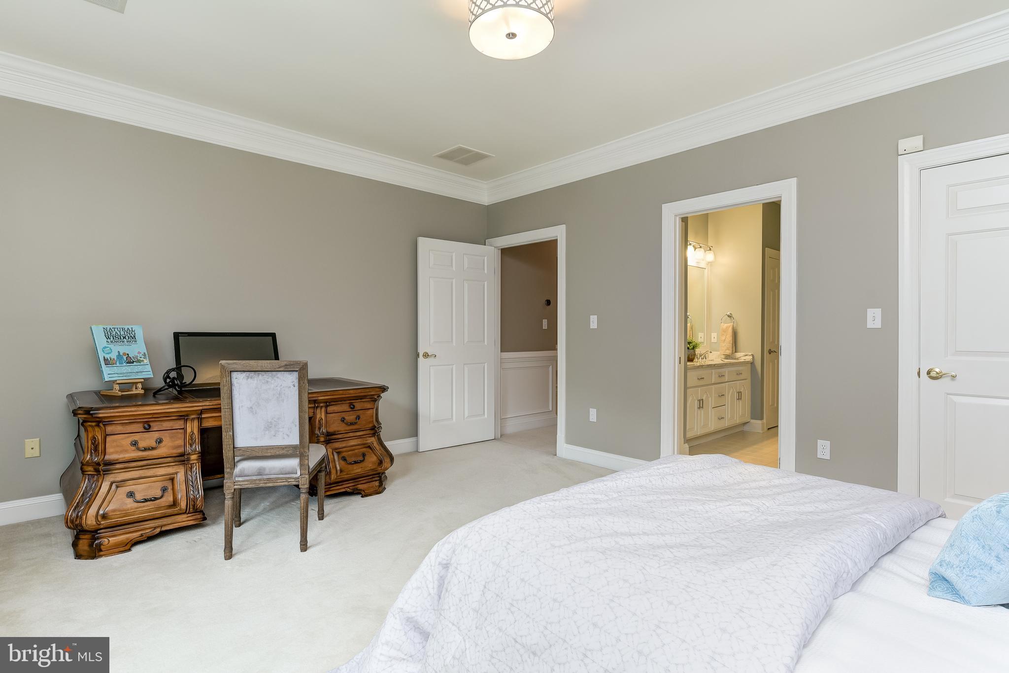 HARLEQUIN - Residential