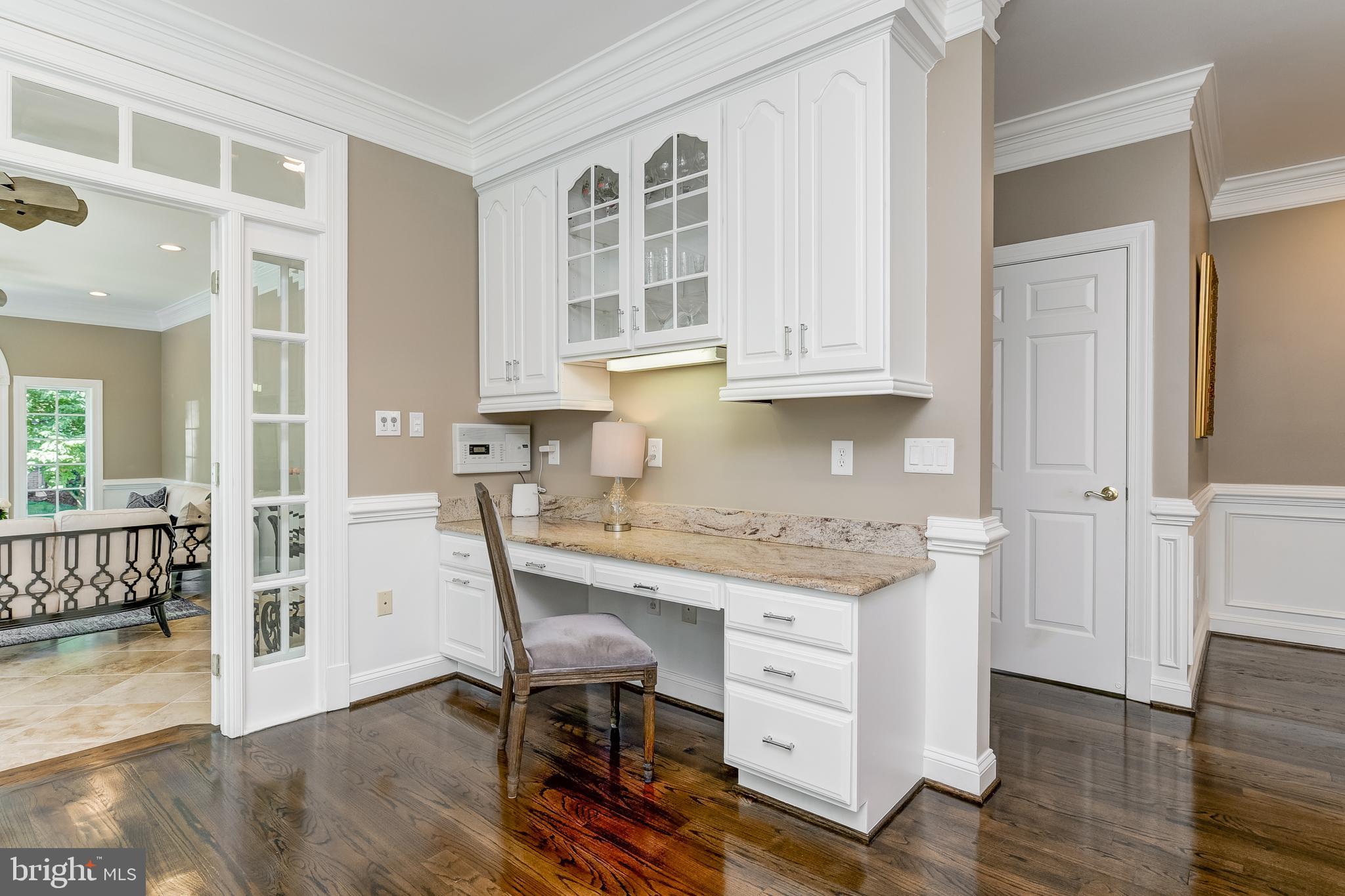 HARLEQUIN - Residential