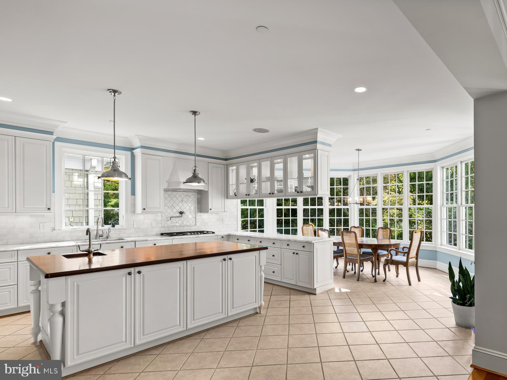 WARDOUR - Residential