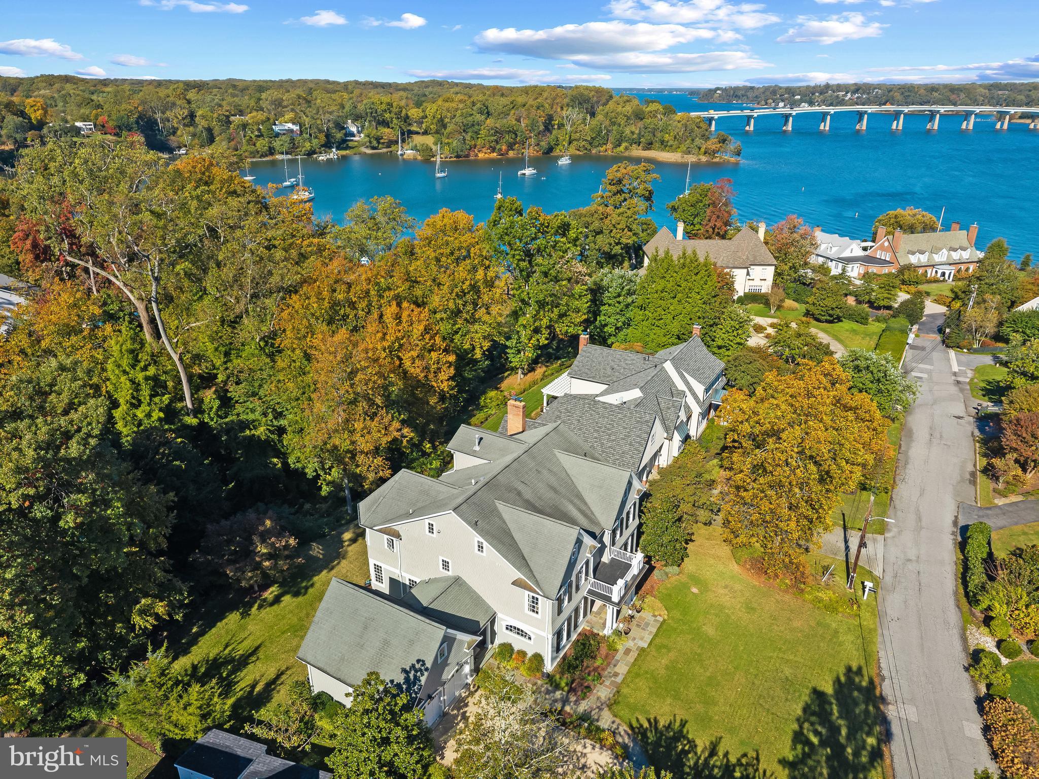 WARDOUR - Residential