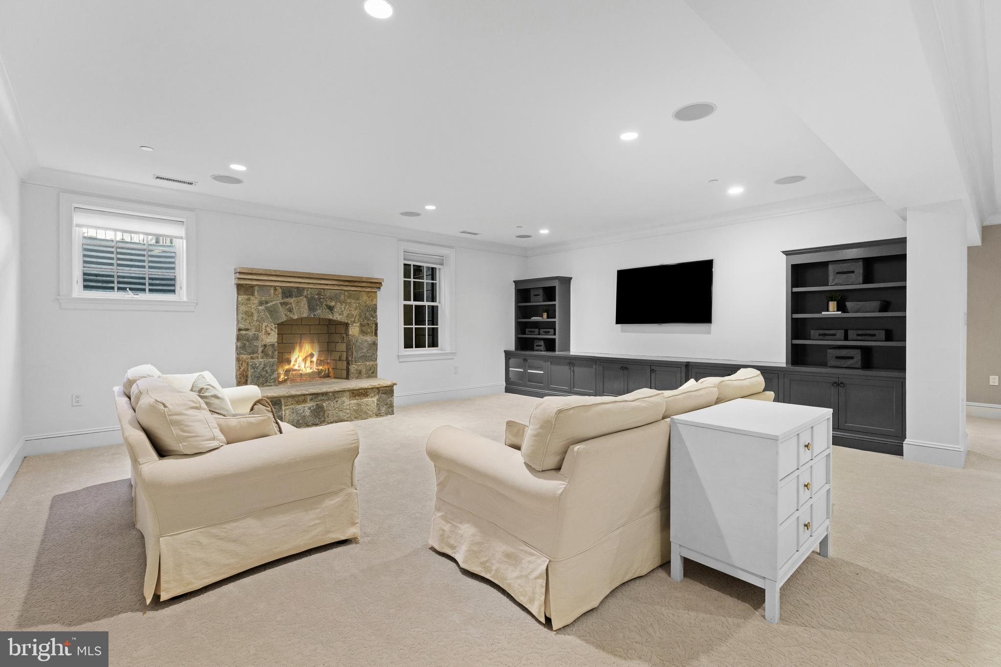 WARDOUR - Residential