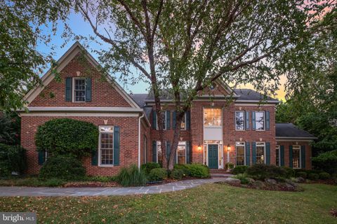 10405 SANDRINGHAM COURT POTOMAC MD 20854