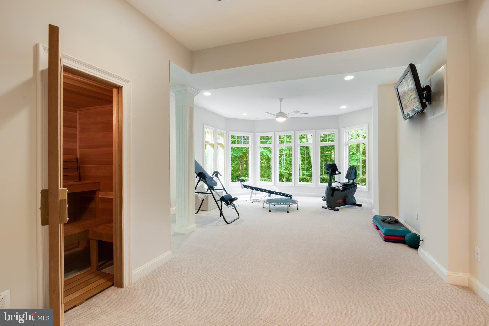 SOUTH RIVER COLONY - Residential