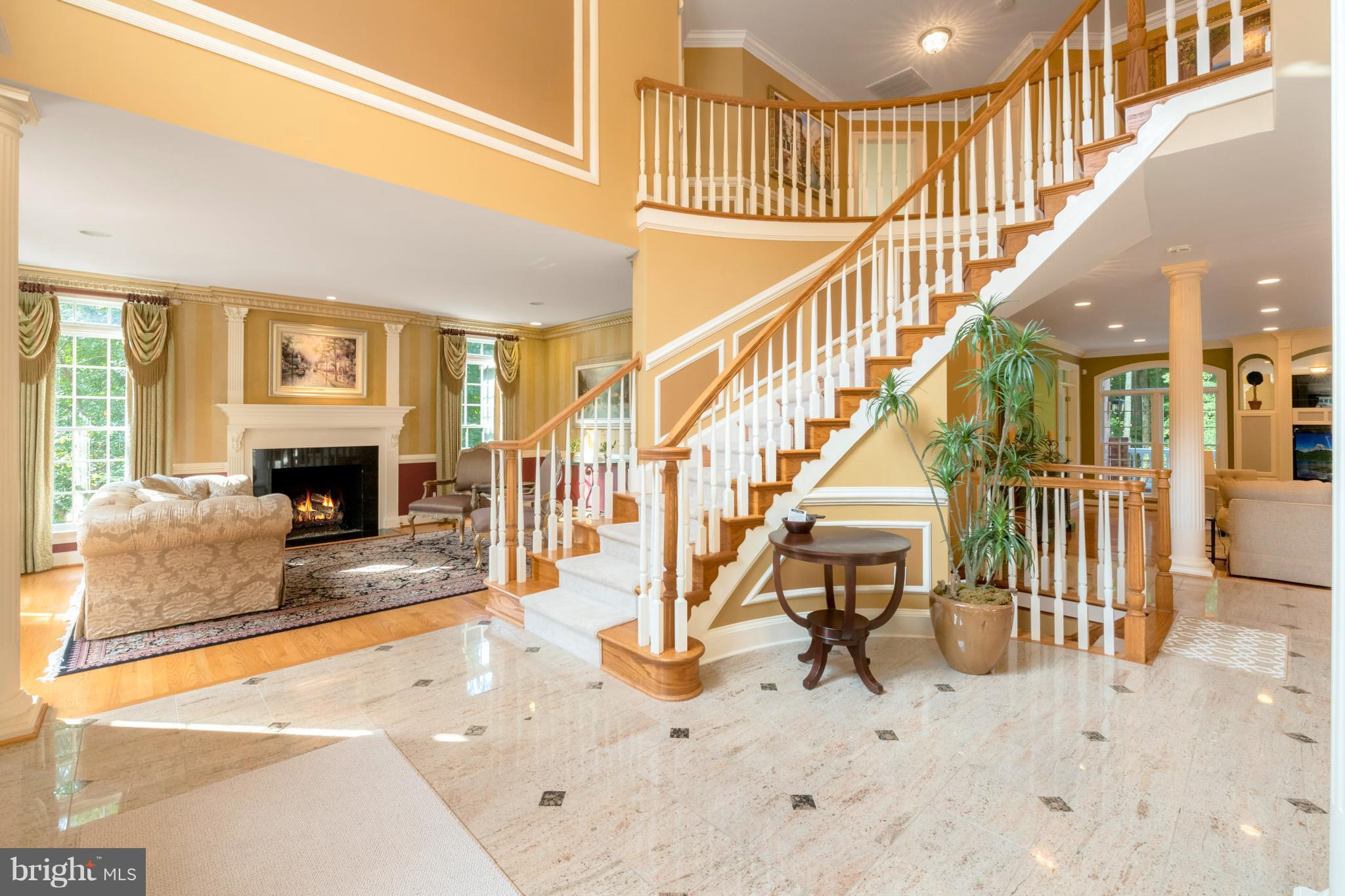 SOUTH RIVER COLONY - Residential