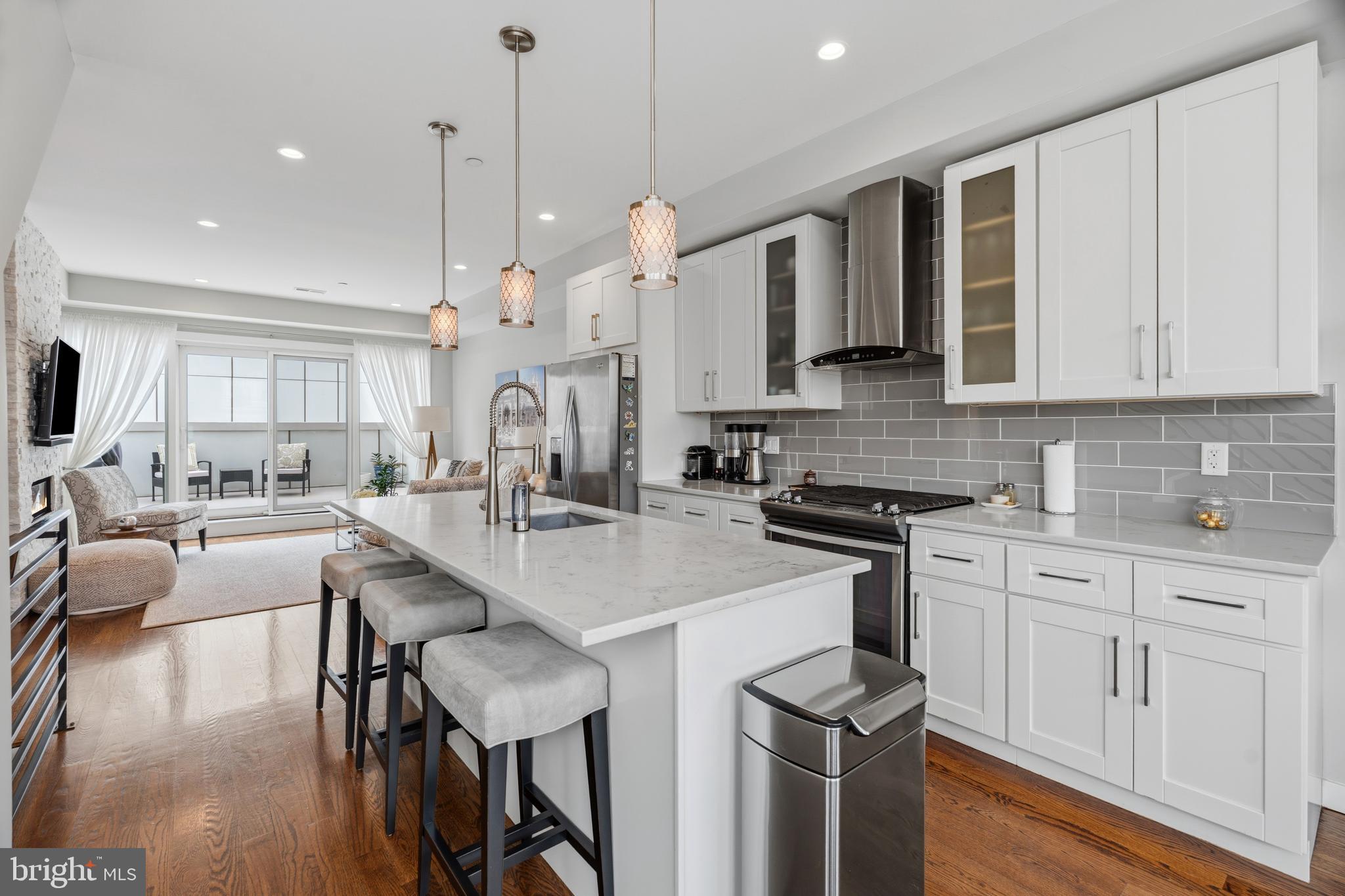 FAIRMOUNT - Residential