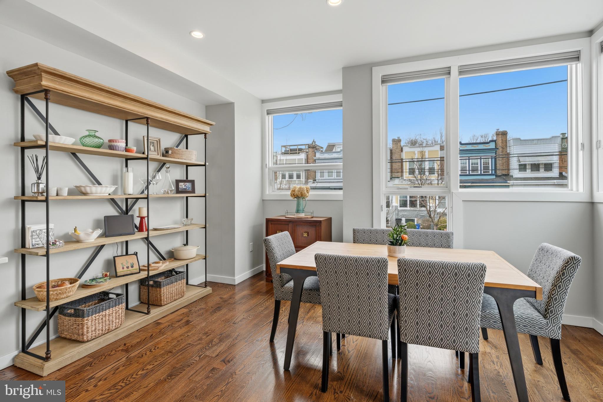 FAIRMOUNT - Residential