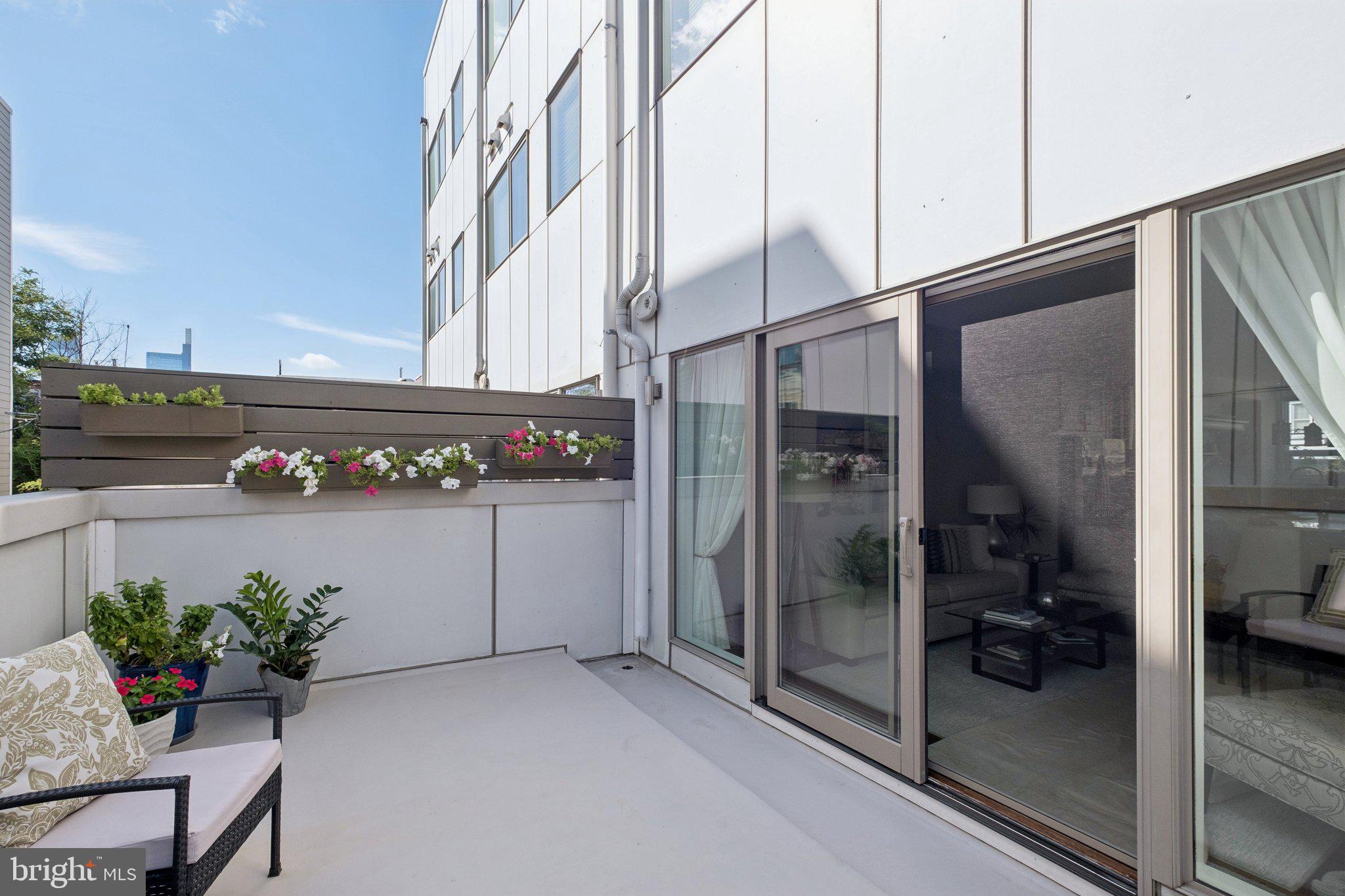 FAIRMOUNT - Residential