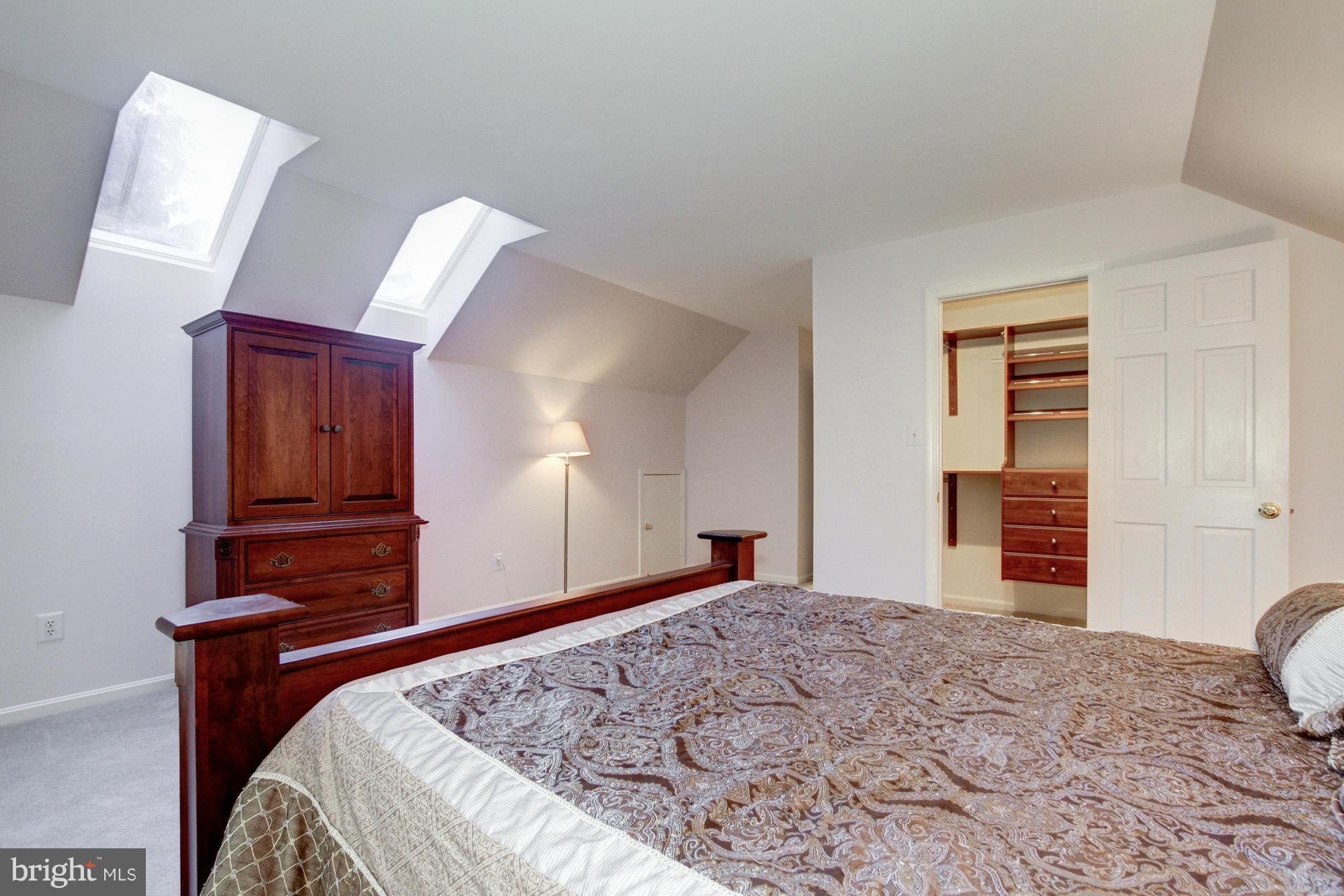 WILLOW RIDGE - Residential