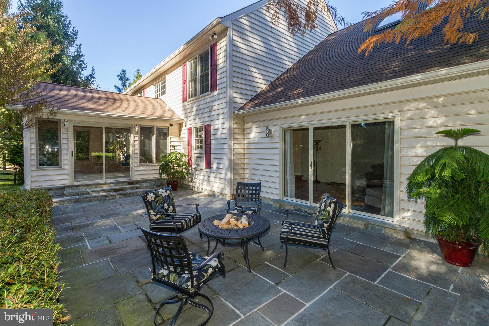 WILLOW RIDGE - Residential