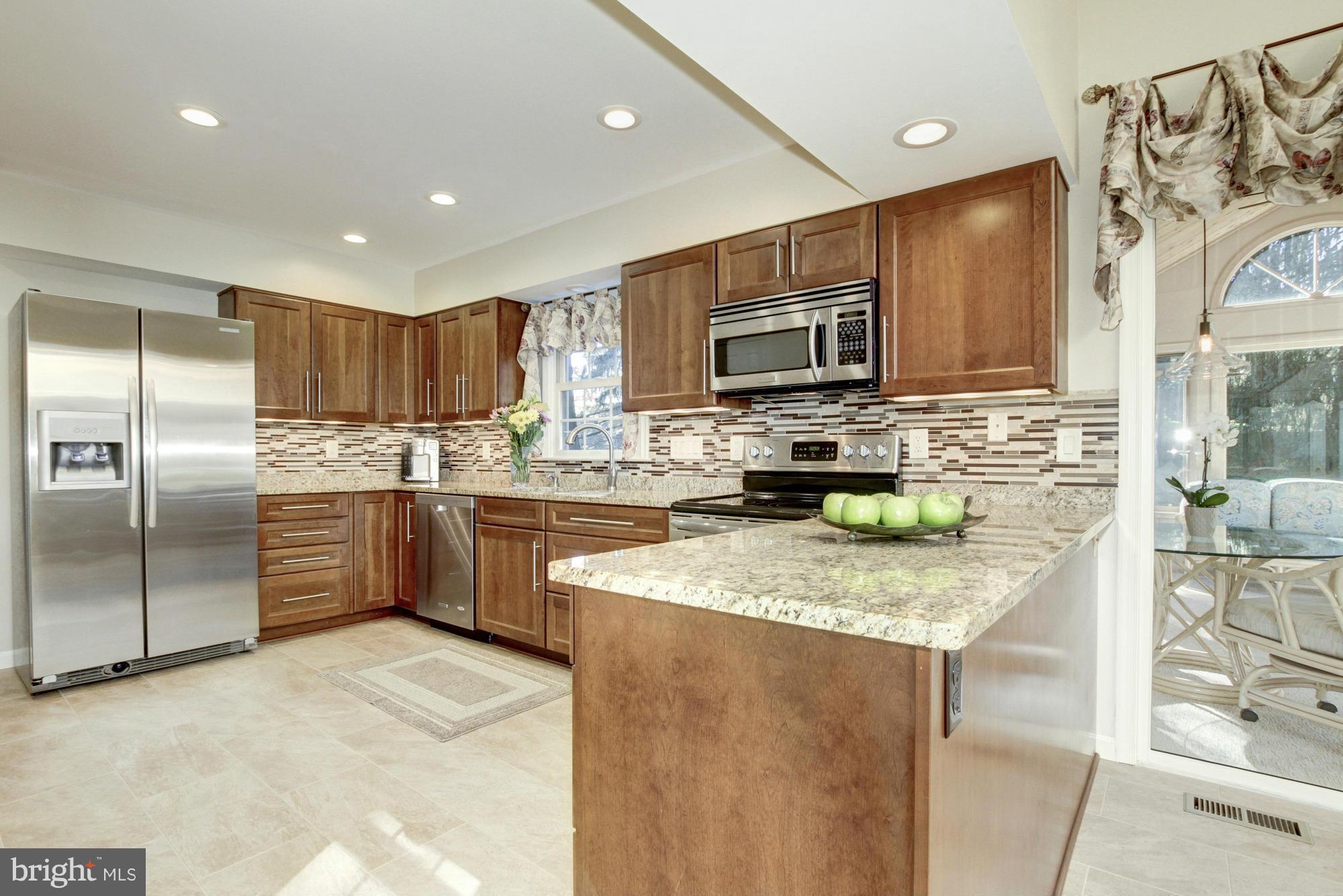 WILLOW RIDGE - Residential