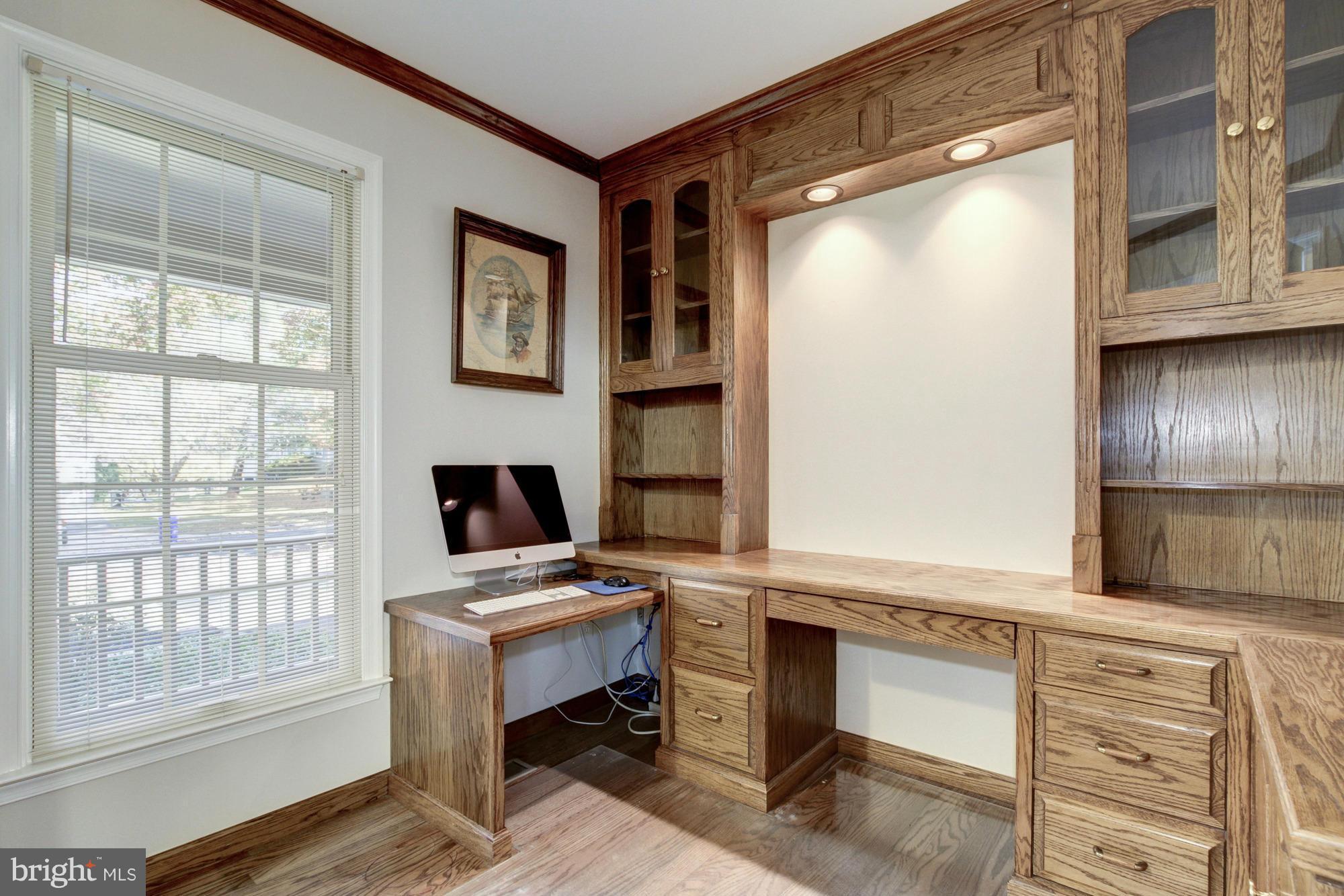 WILLOW RIDGE - Residential