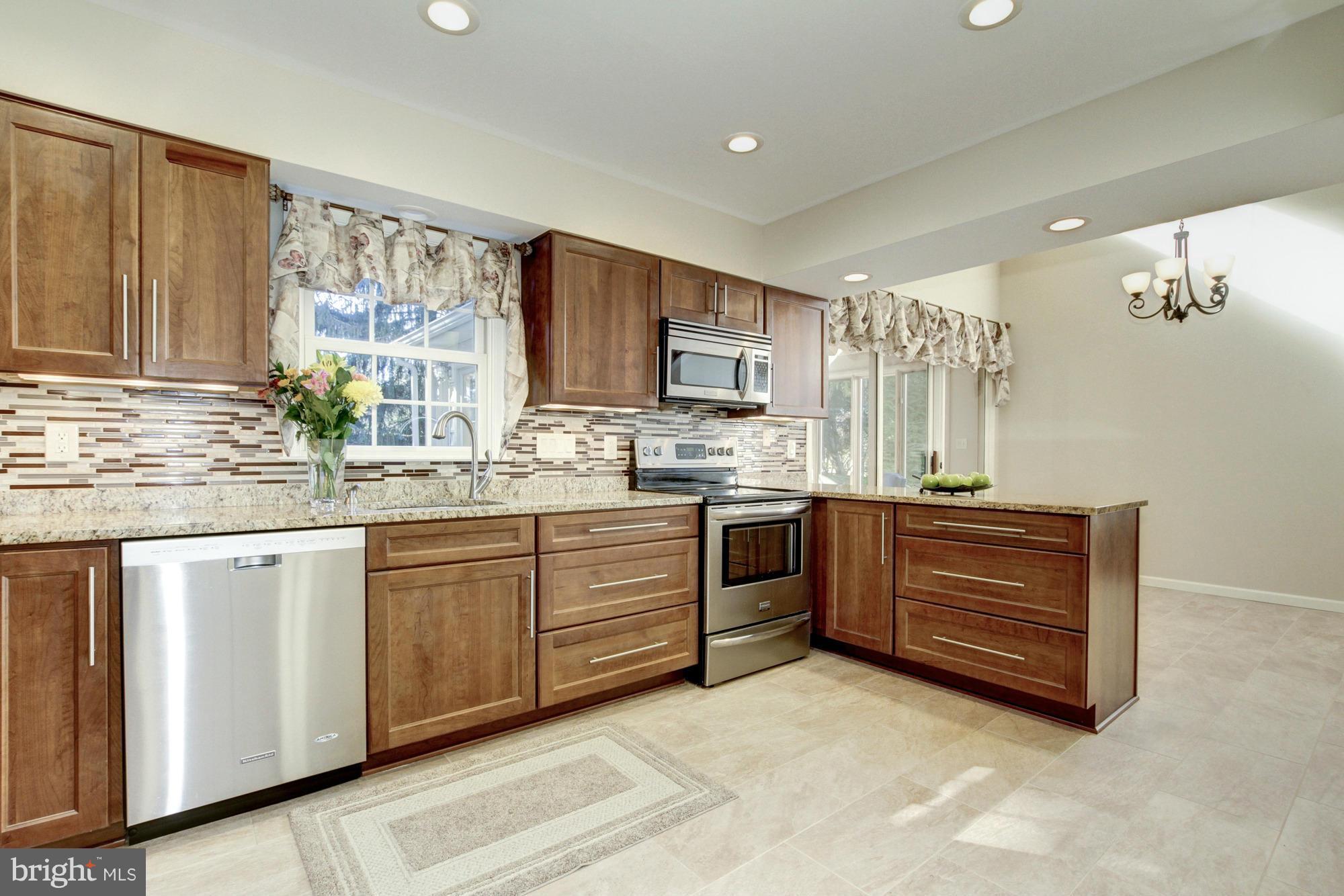 WILLOW RIDGE - Residential