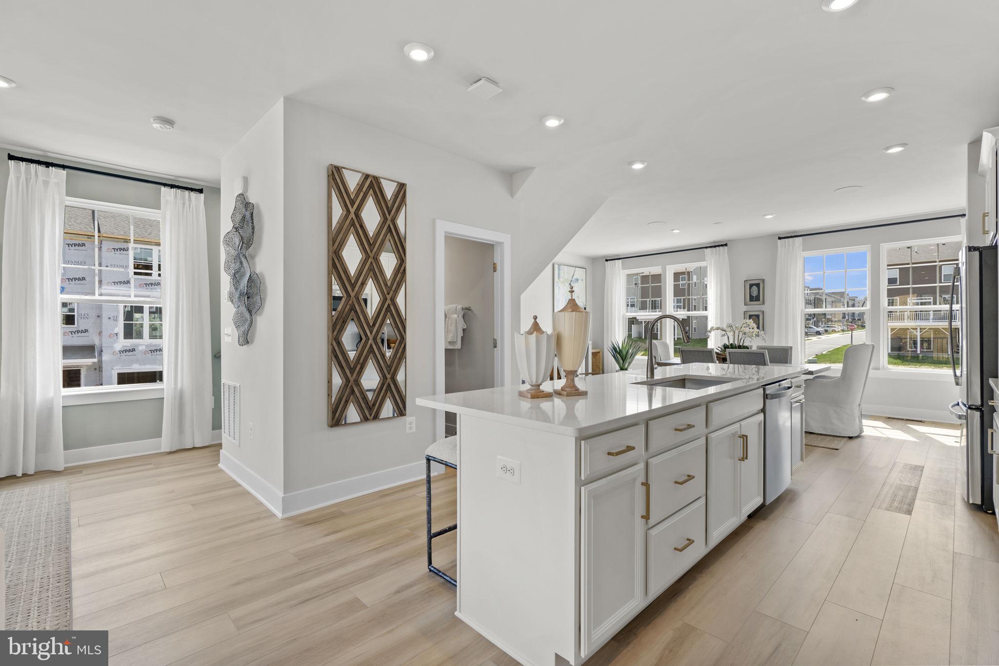 POTOMAC SHORES - Residential