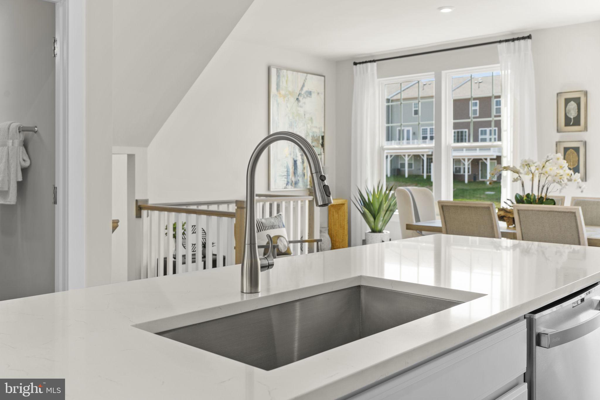 POTOMAC SHORES - Residential