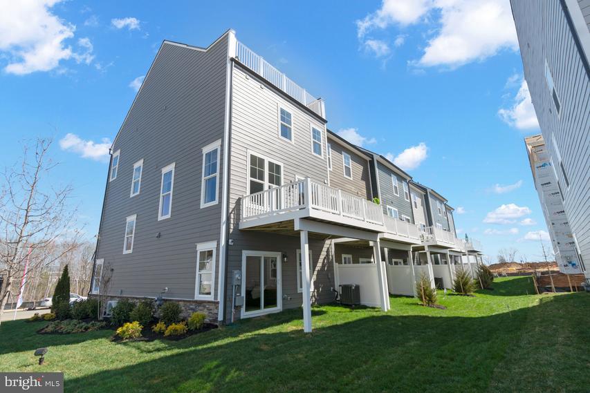 POTOMAC SHORES - Residential