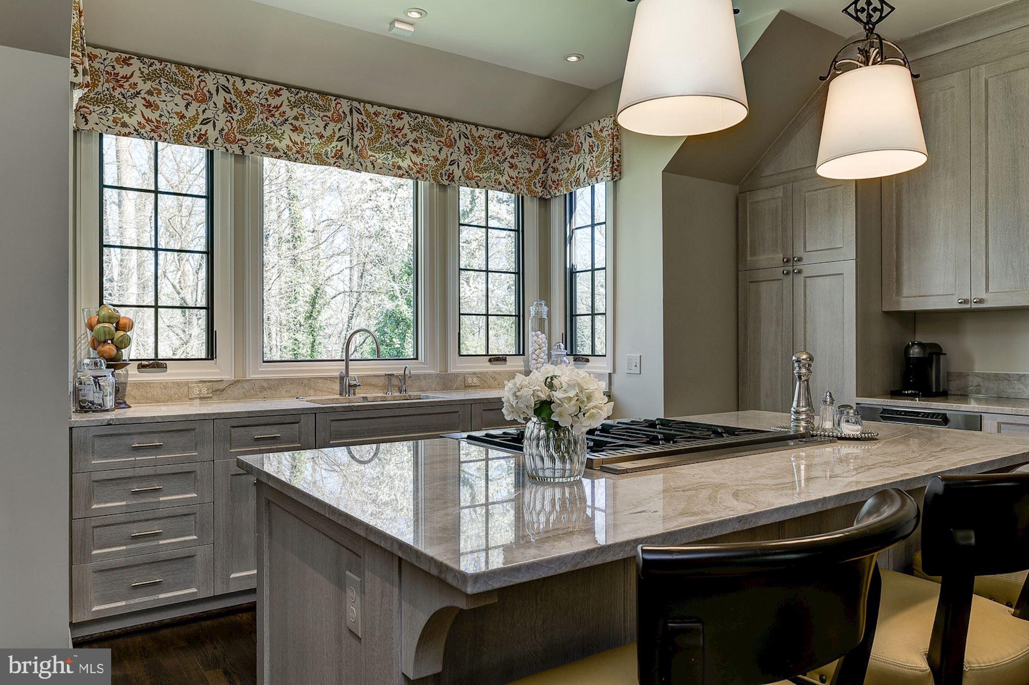 KENWOOD - Residential