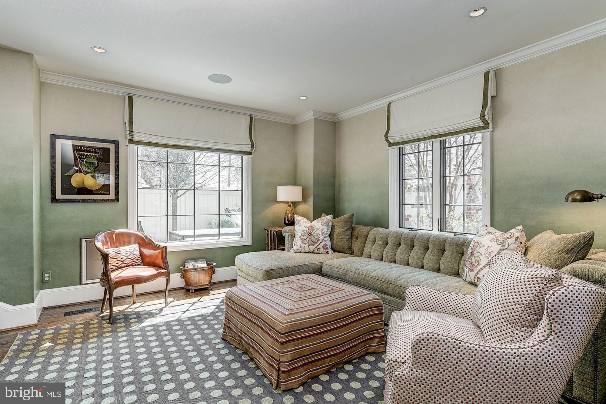 KENWOOD - Residential