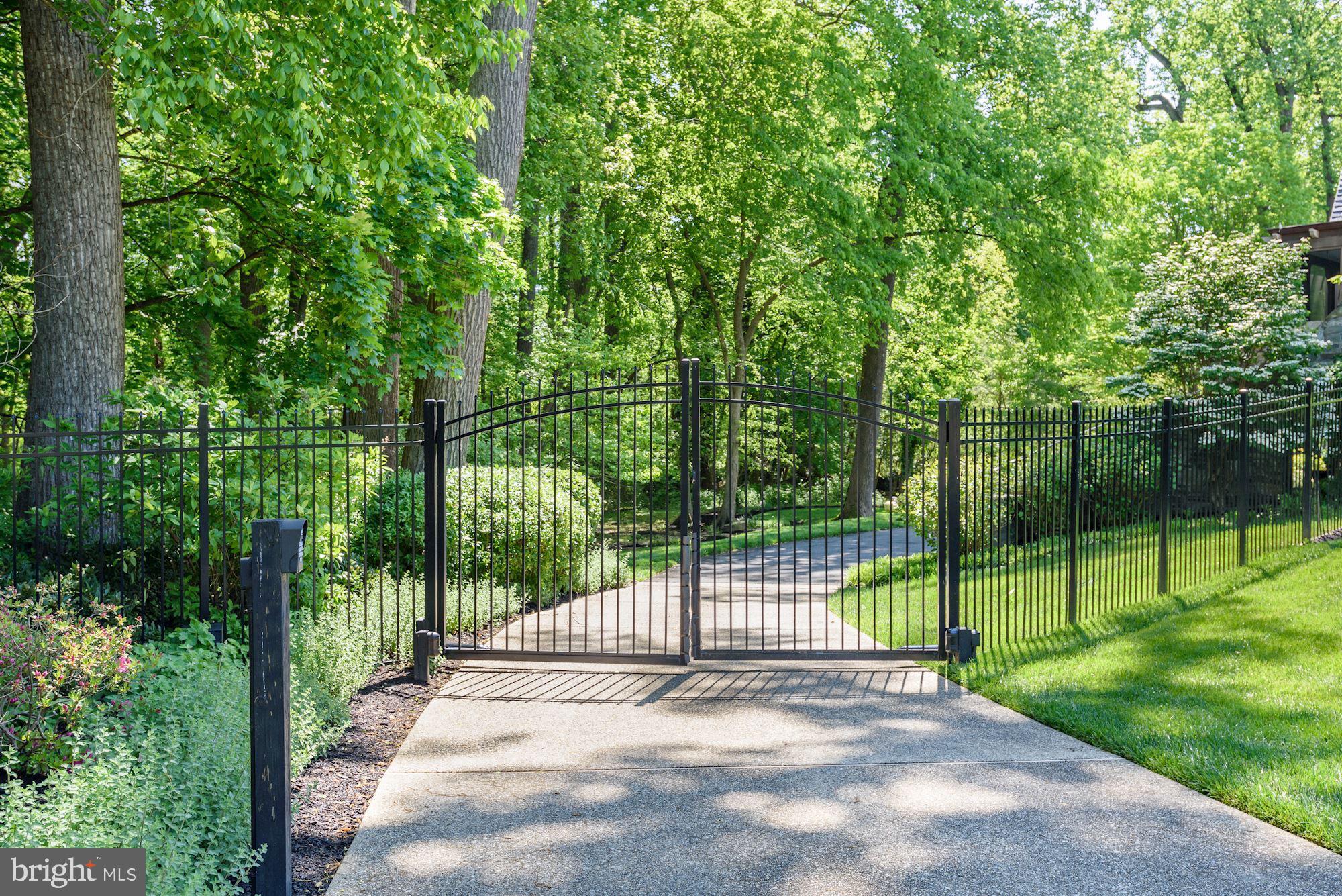 KENWOOD - Residential