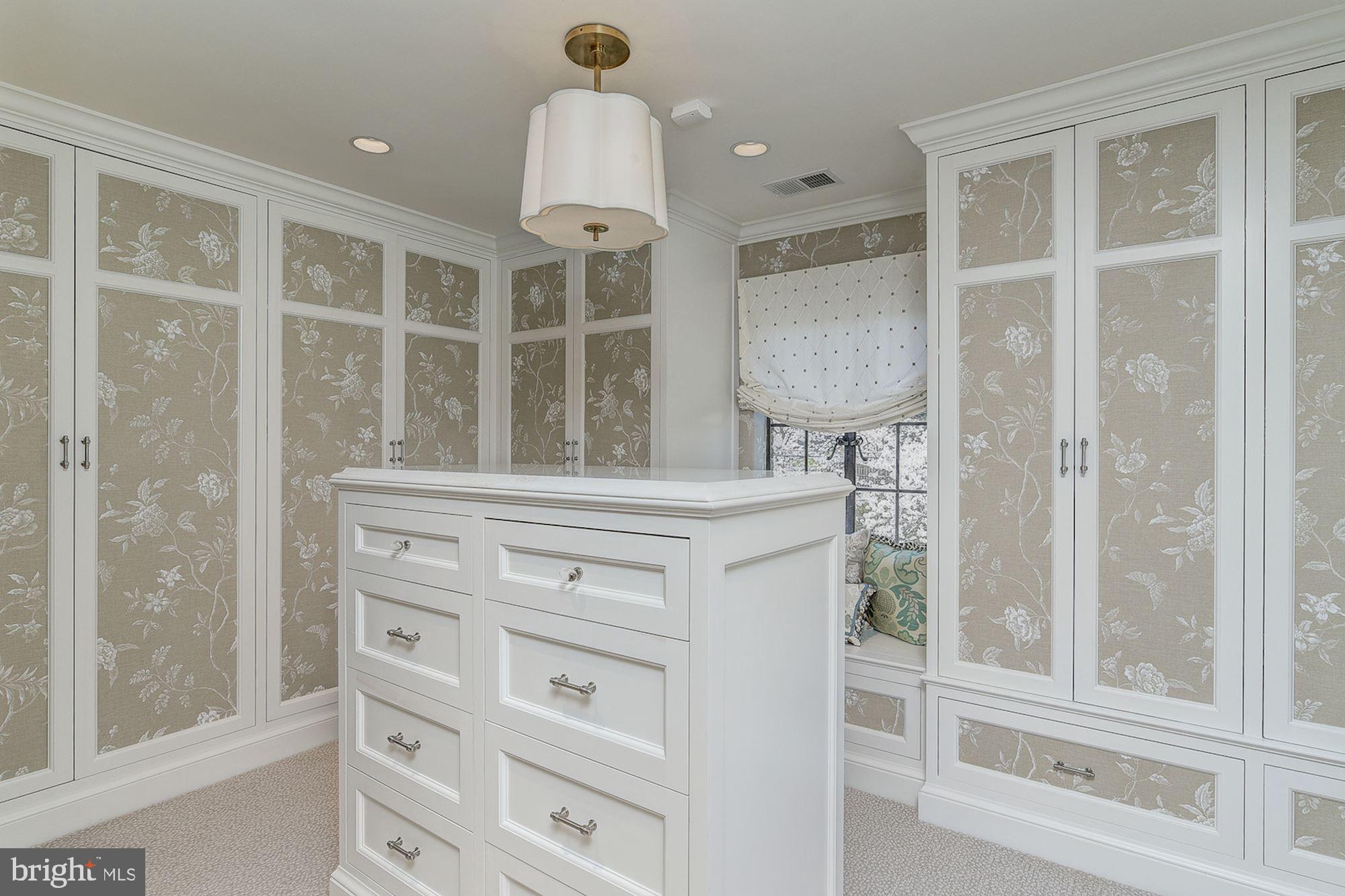 KENWOOD - Residential