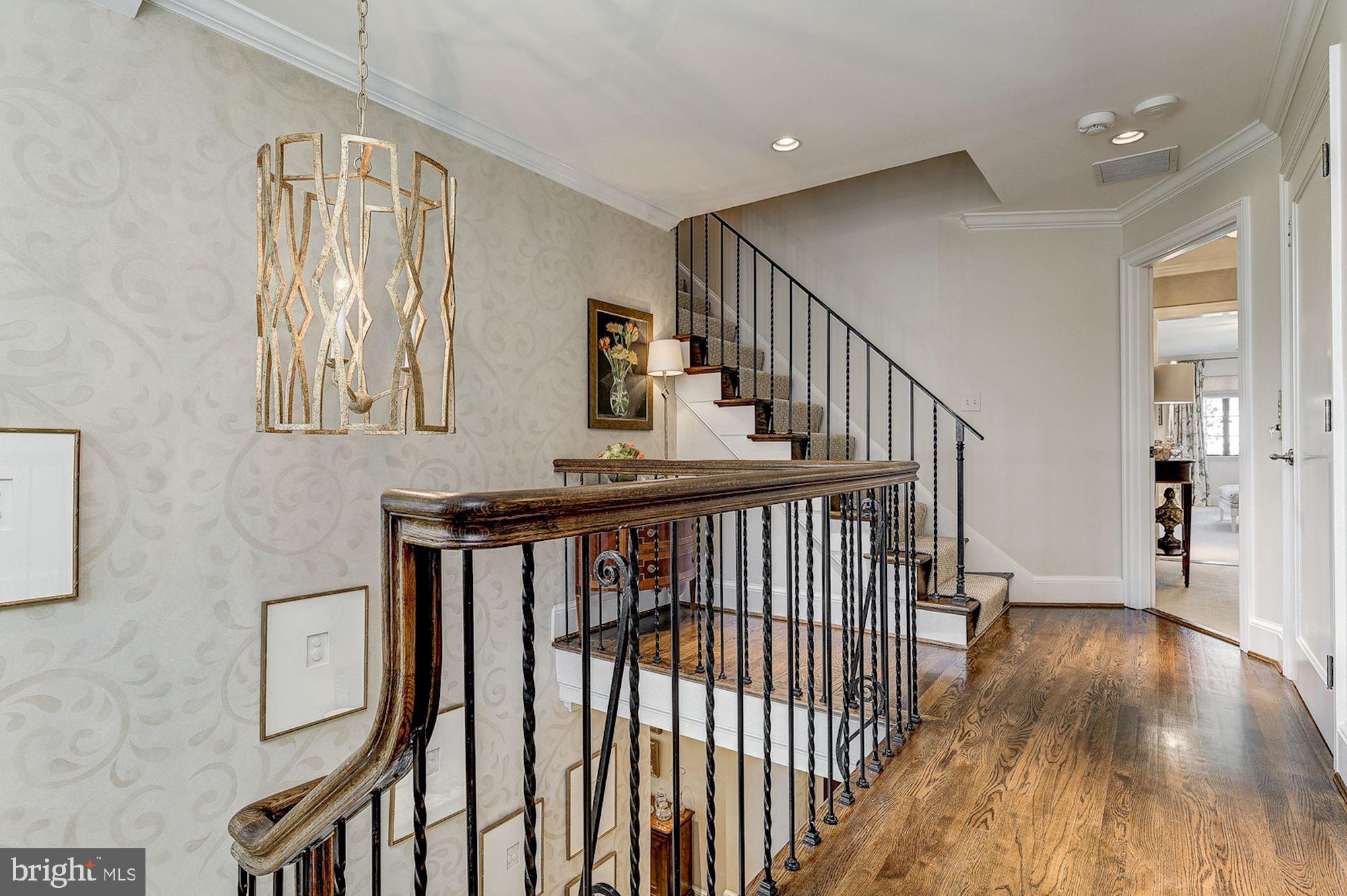 KENWOOD - Residential