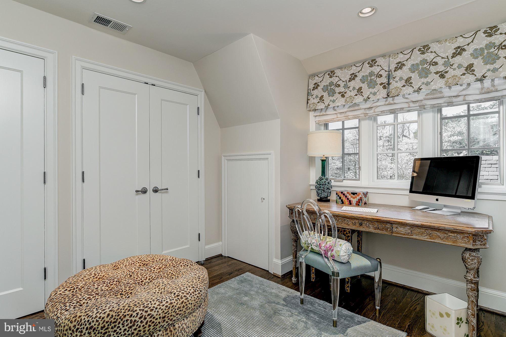 KENWOOD - Residential