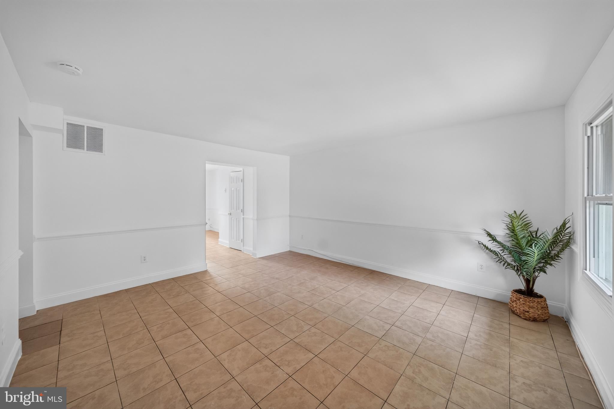 9248 HOOD ROAD