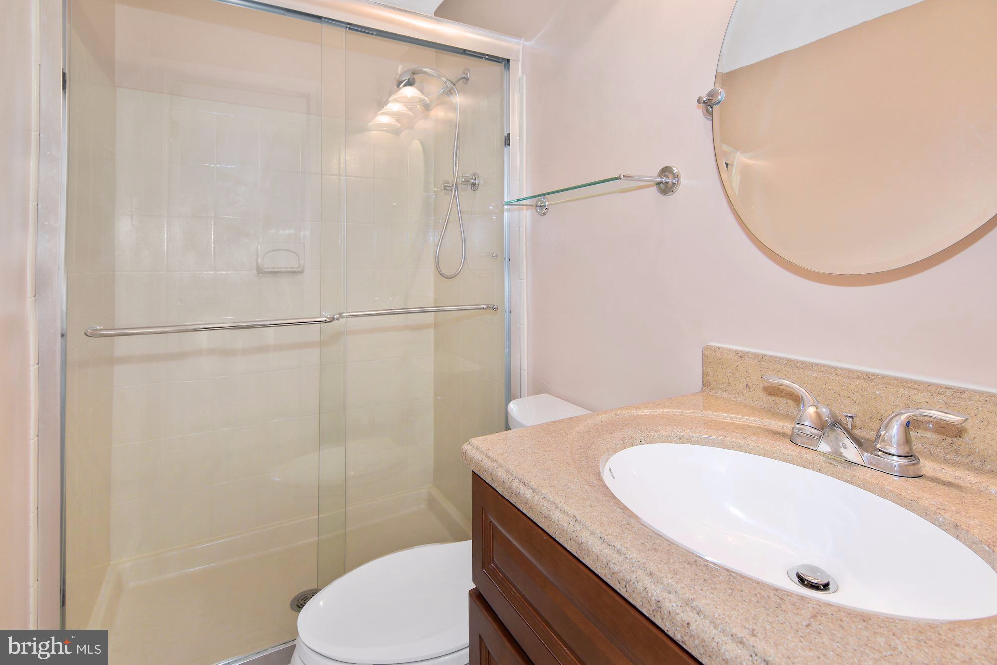 THE PROVINCES - Residential